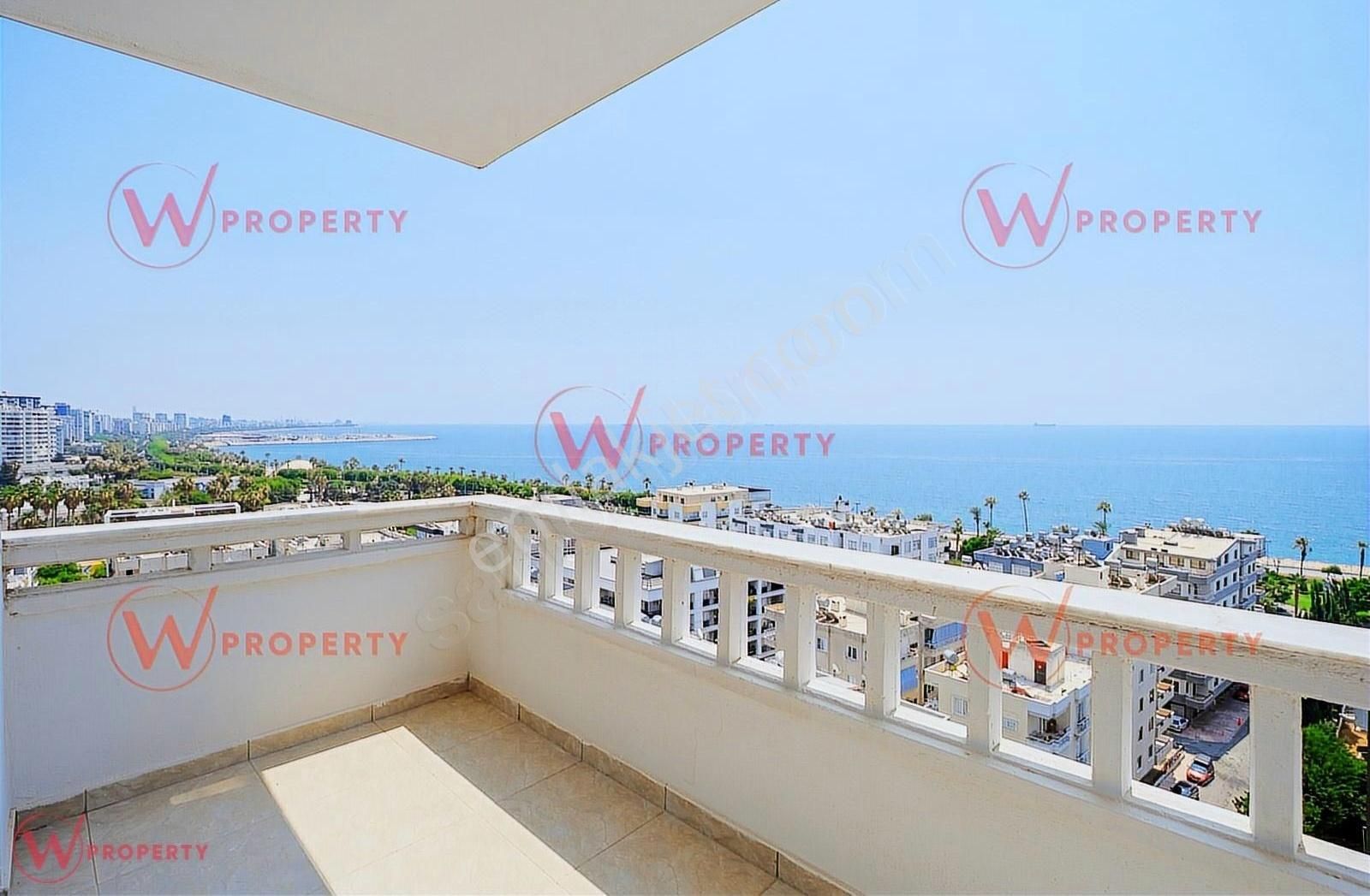 W Property Öner Konutlarında Deniz Manzaralı Cepheleri Açık 3+1