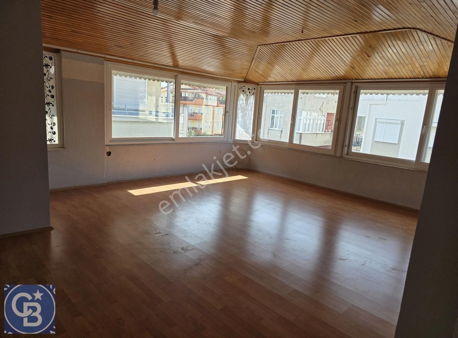 Aşağı Pazarcı Mah.de Kiralık 3+1 Daire