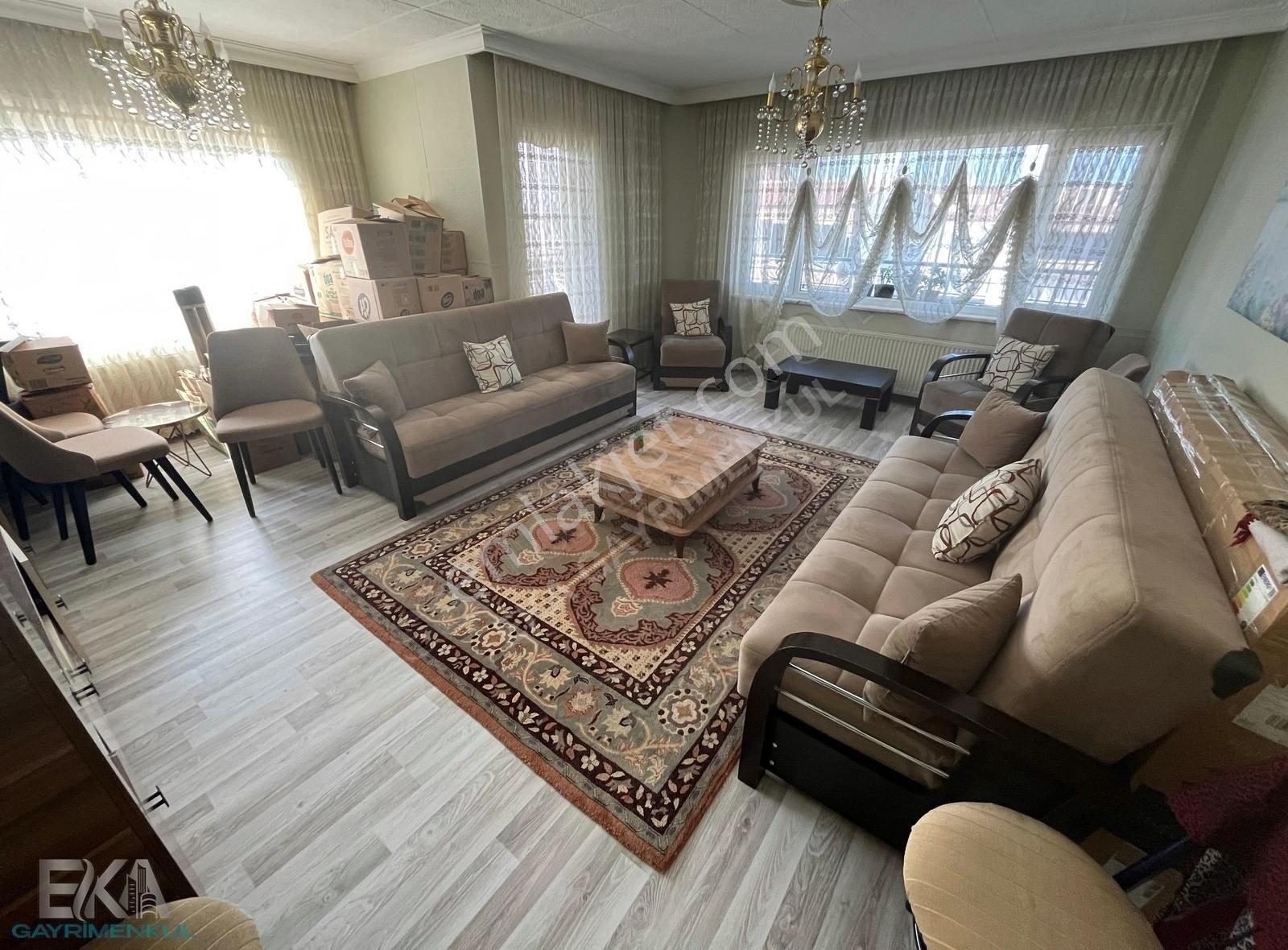 Eka Gayrimenkul / Güzelyalı Siteler Mh 135m2 3+1 Masrafsız