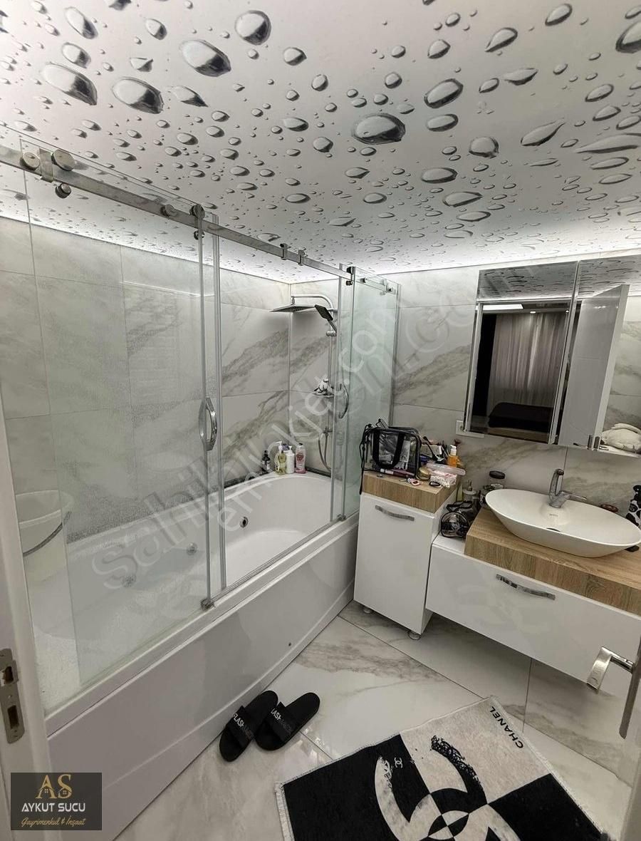 Bayraklı Mansuroğlunda Lüks 4+1 Satılık Daire - Görsel 34