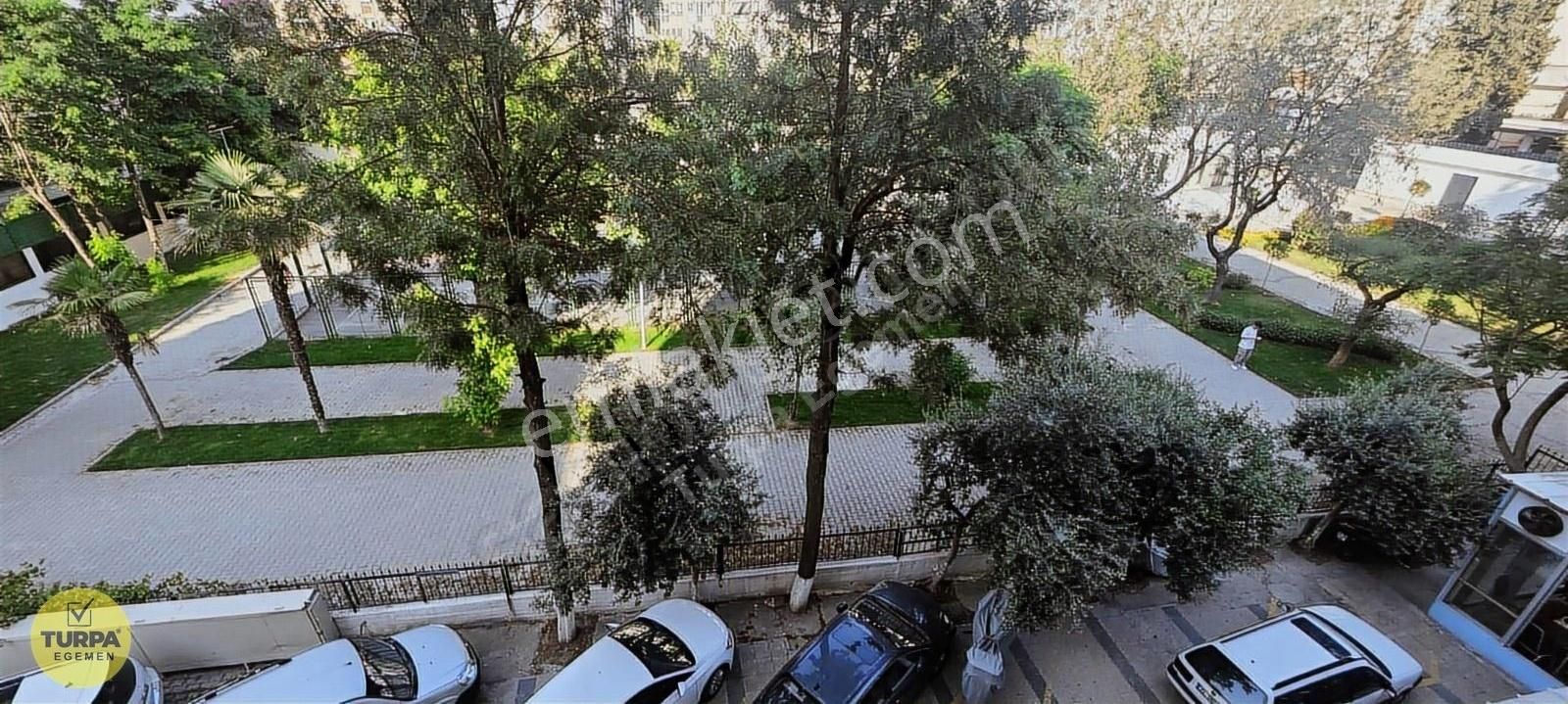 Bornova Gediz Caddesinde 3+1 Asansörlü Daire