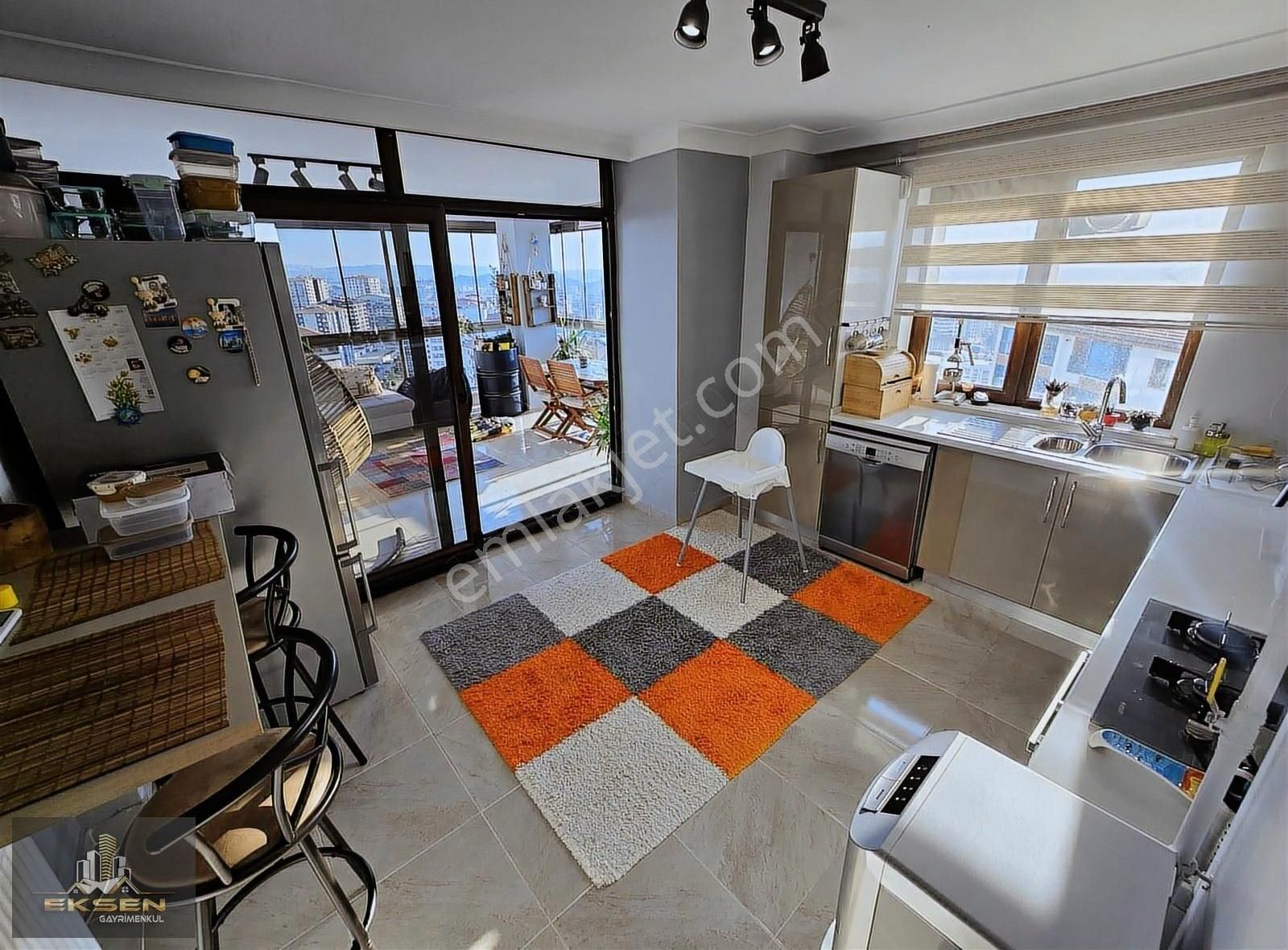 Güneşevler Merkez'de Site İçerisin'de 3+1 Marafsız Daire !!