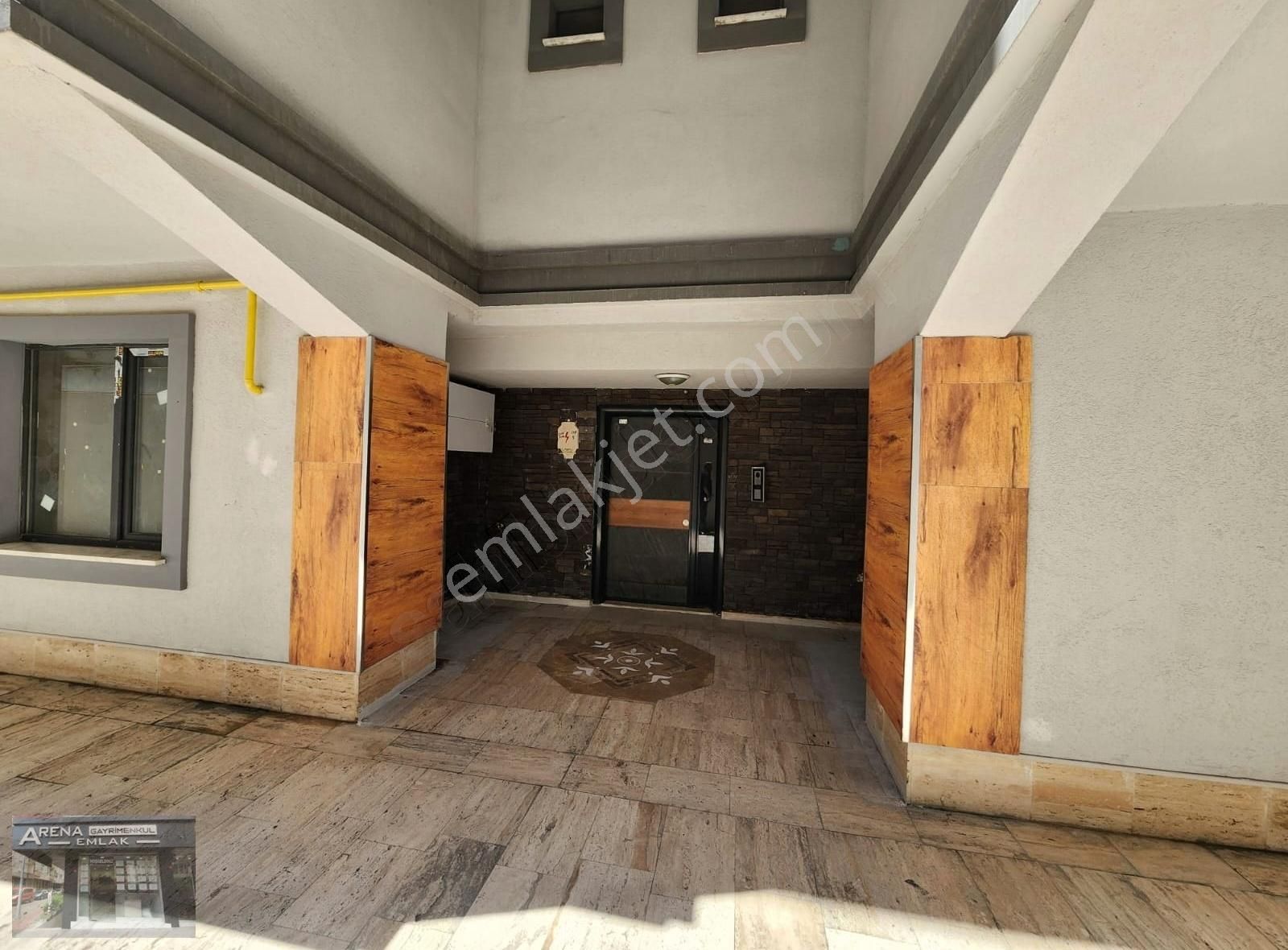 Talatlapaşa Ve Çalışlar Cad. Arası 5 Yıllık Binda 1+1 Giriş Kat - Görsel 16