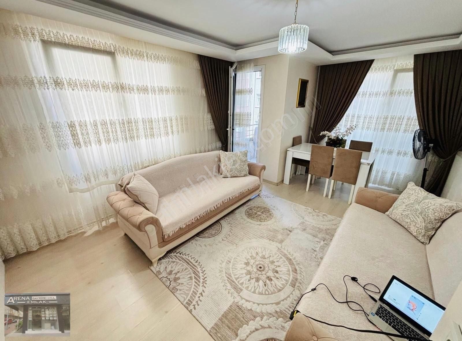 Bahçelievler Belediye Yakını 7 Yıllık Binada 2+1 85m2 3. Kat