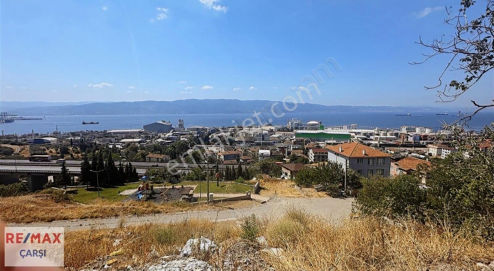 Yarımcada 2 Parsel Satılık Arsa %40 İmarlı, 3 Kat İzinli!