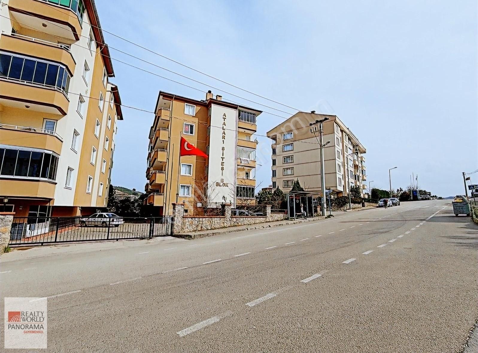 Mudanya Güzelyalı Eğitim Mh Satılık Ara Kat Geniş 3+1 Daire