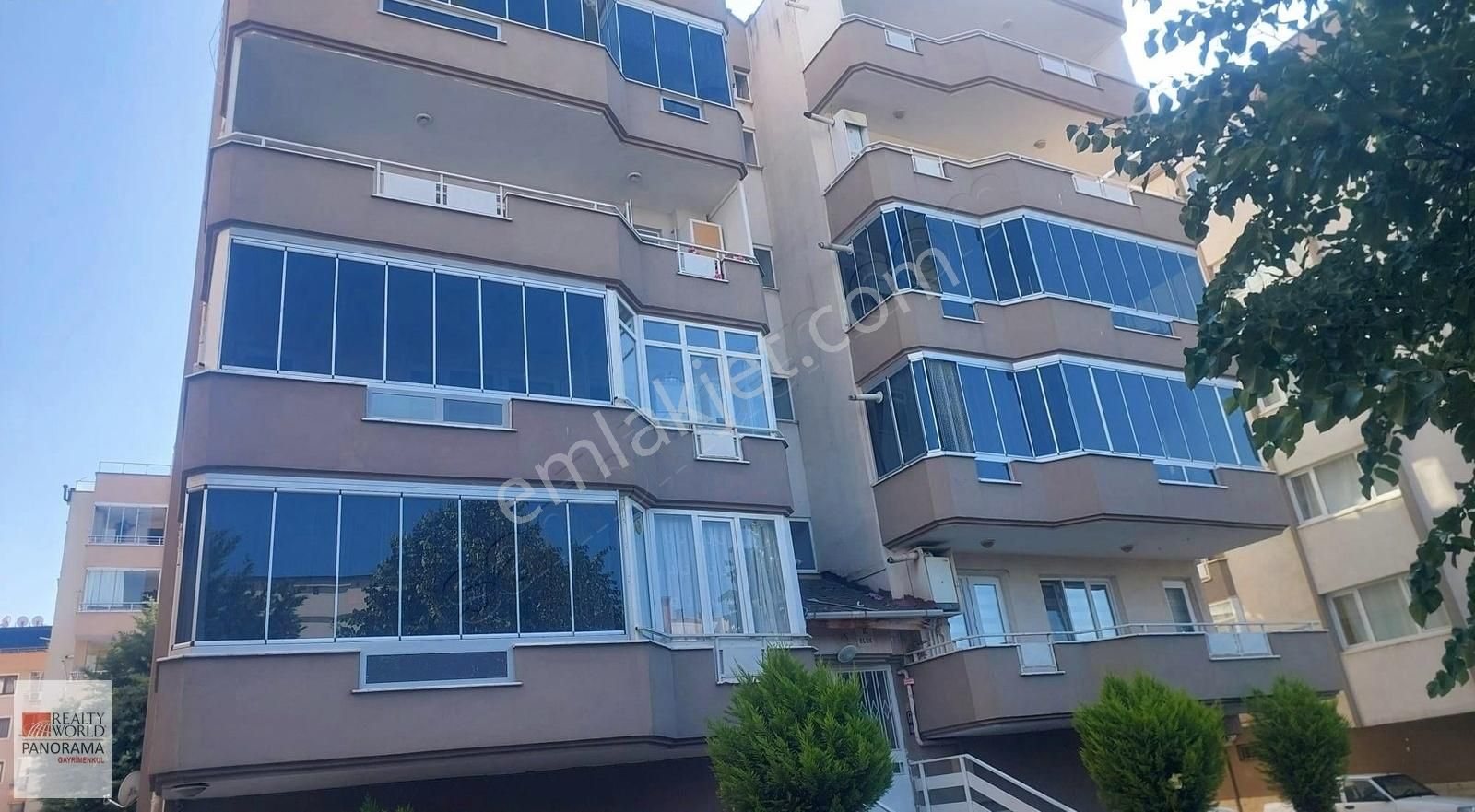Güzelyalı Siteler Mh. 3+1 Geniş Daire