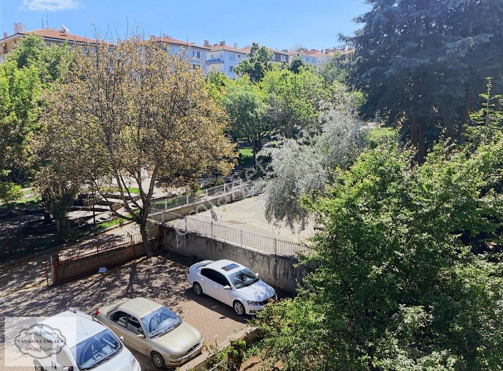 Anadolu'dan 3+1 Full Yapılı Park Manzaralı Çetin Emeç Yakını