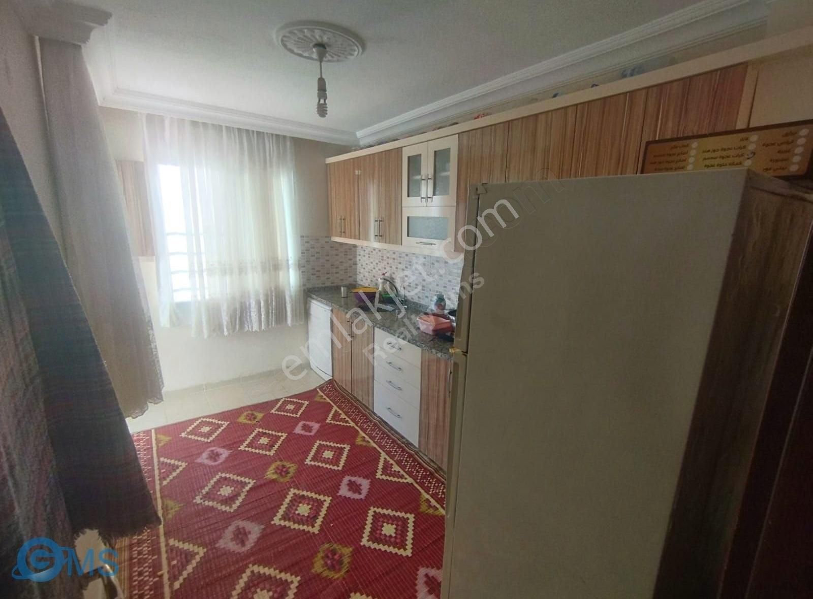 Teomanpaşa Mah.de Güney Cephe Güneşgören Geniş 2+1 Daire Arakat