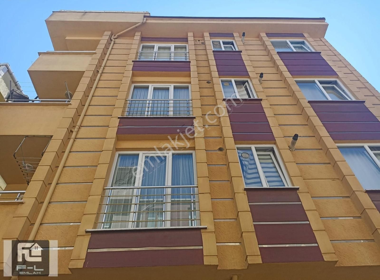 F-l Emlaktan Ümraniye Atakent İstiklalde 3+2 Dubleks