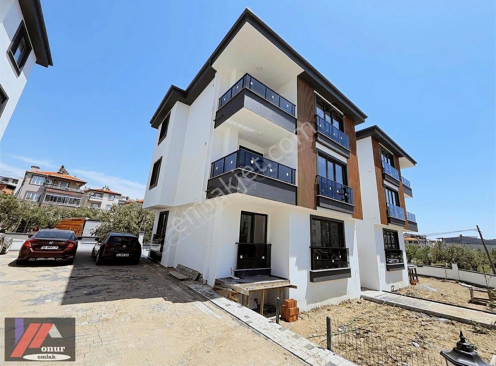 ▀▄▀küçükkuyu Merkezde Doğayla İç İçe 2+1 90m2 Sıfır Daireler▀▄▀