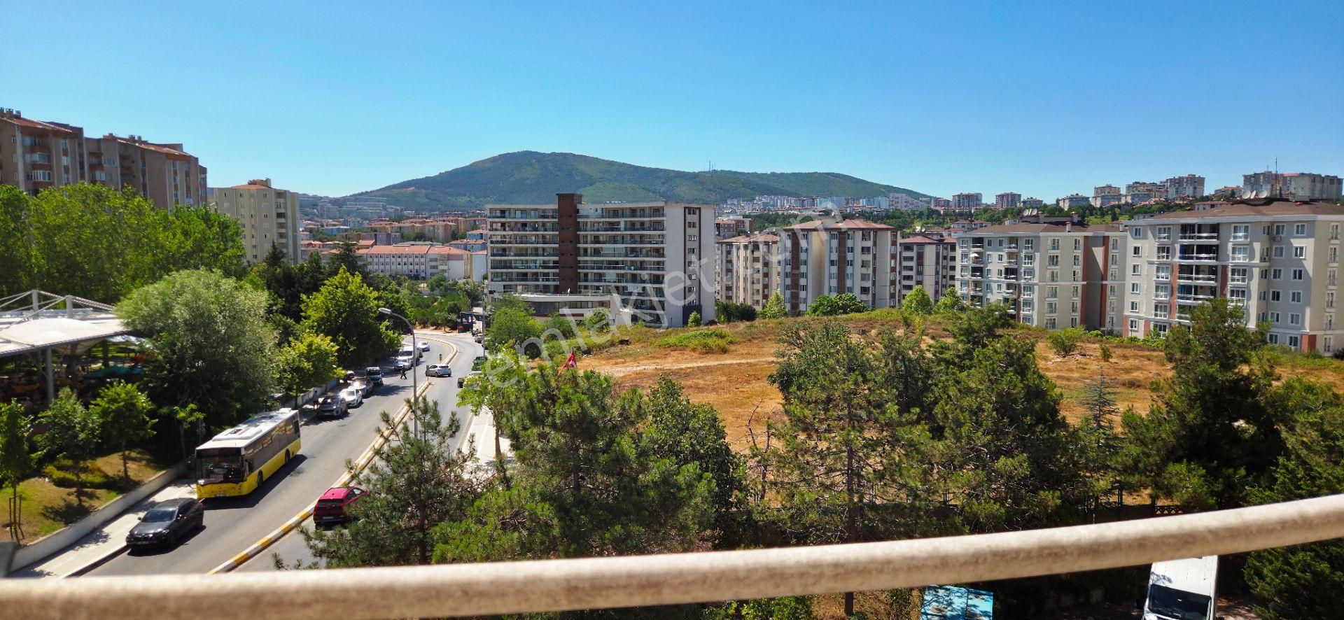 Su 89 Sitesi Kurtköy'de 4.kat Kombili Kiracısız 85m2 Satılık 2+1