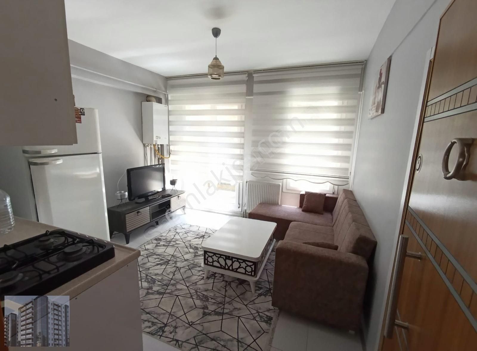 Uşak Merkez Dikilitaş Mahallesinde Kiralık 1+1 Eşyalı Apart