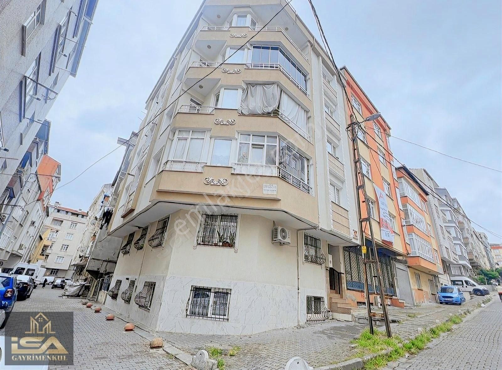 İsa Gayrimenkulden 3 Cepheli Tertemiz Masrafsız Kullanışlı 3+1