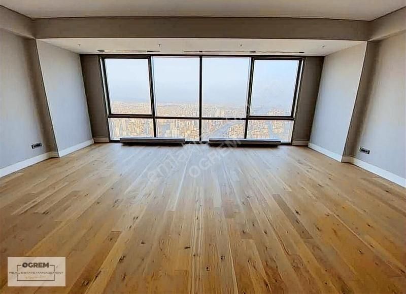 Metropol İstanbul Yüksek Kat Boş Kiracısız 1+1 Daire