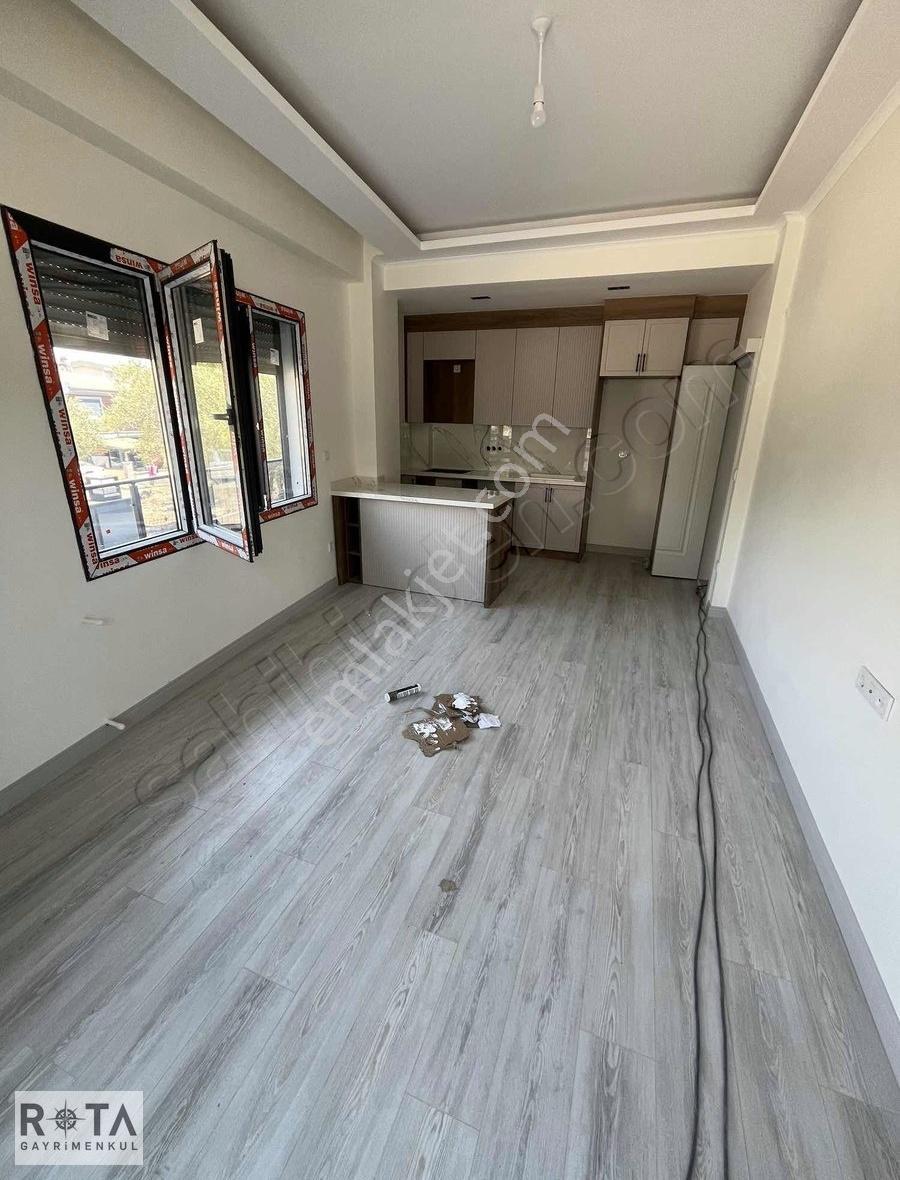 Altınoluk Denize Yakın Müstakil Tadında Bahçeli Sıfır 2+1-rota - Görsel 27