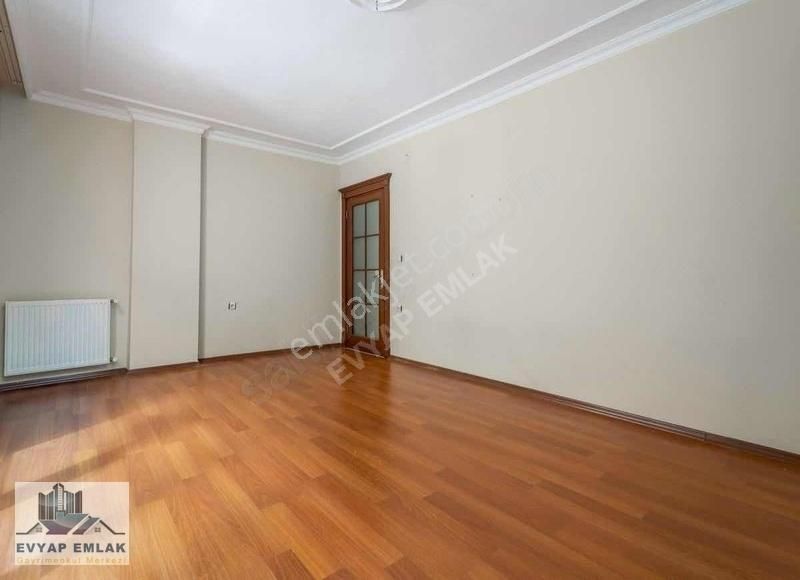 Evyaptan Bahçelievler Metrobüse Yakın 13 Yıllık Bina 2+1 - Görsel 6