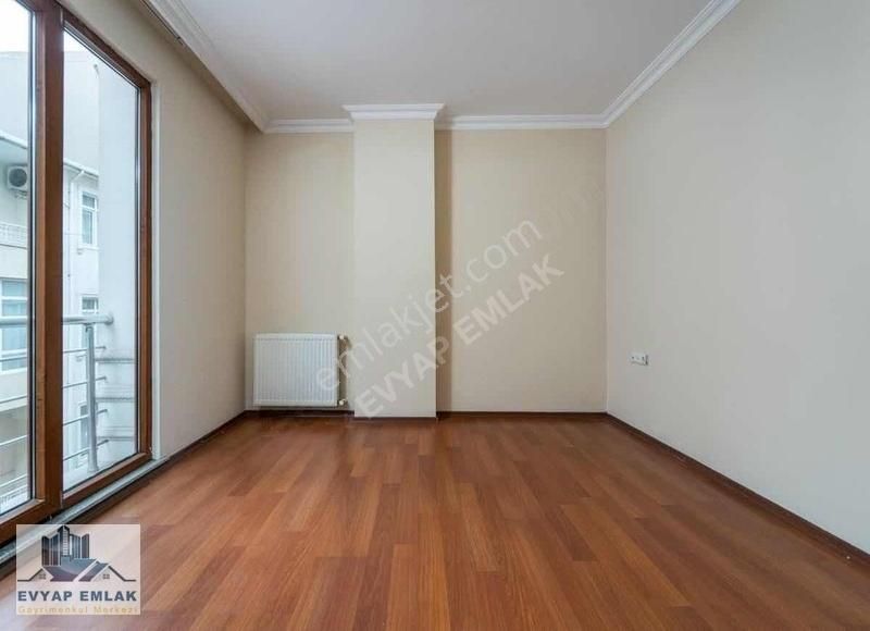 Evyaptan Bahçelievler Metrobüse Yakın 13 Yıllık Bina 2+1 - Görsel 5