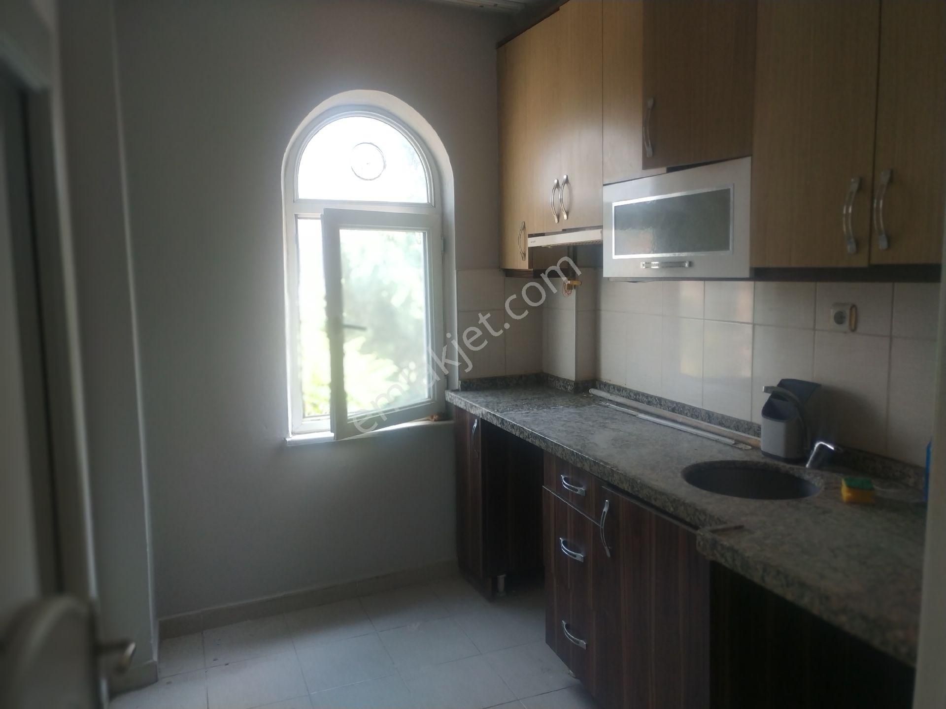 İpekçilikte 1+1.55m.3.kat.daire