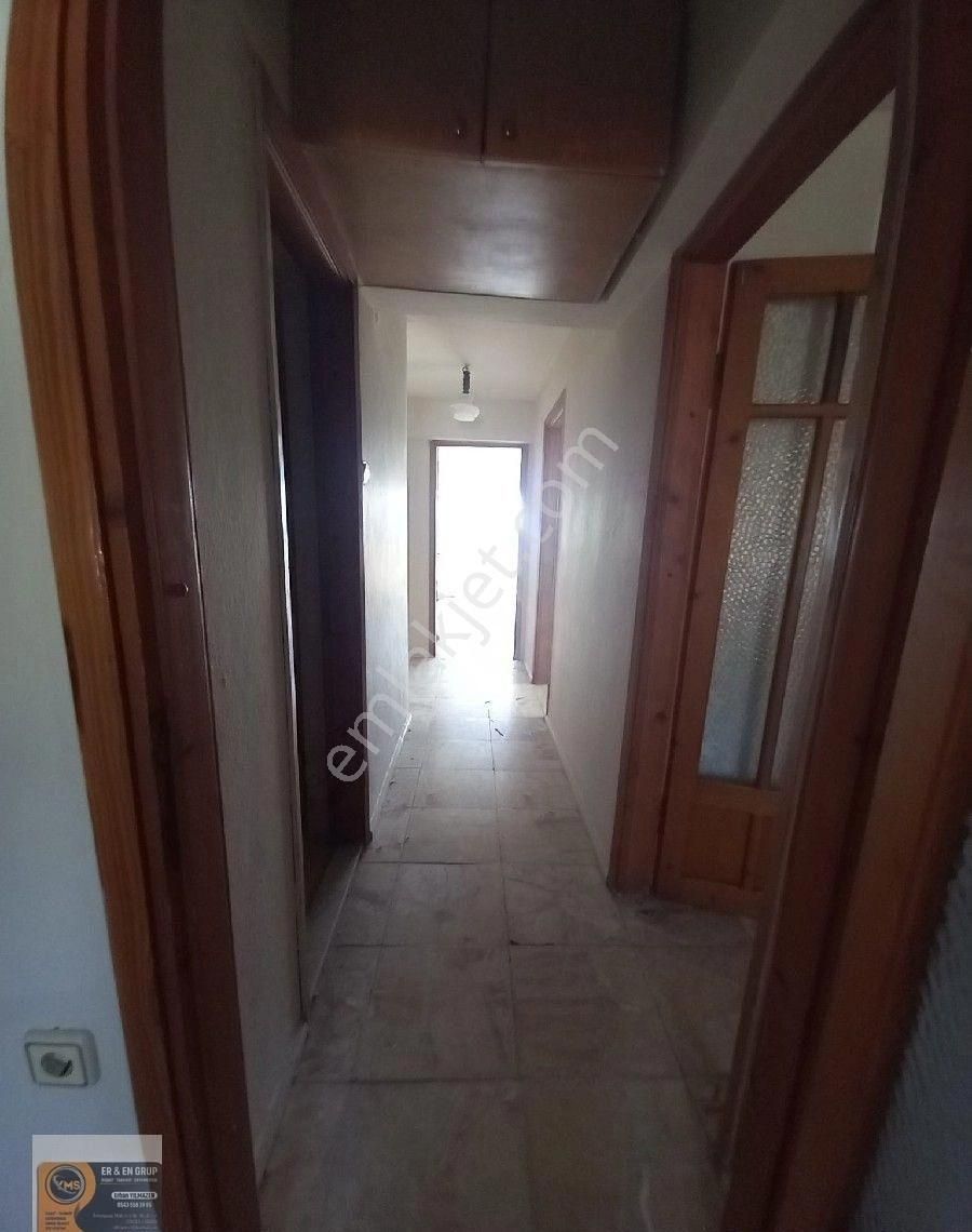 Dikili İsmetpaşa Mahallesi Merkez Ana Cadde Üzeri Kaymakamlık Karşısında Mutfak Ayrı 2+1 Satılık - Görsel 12