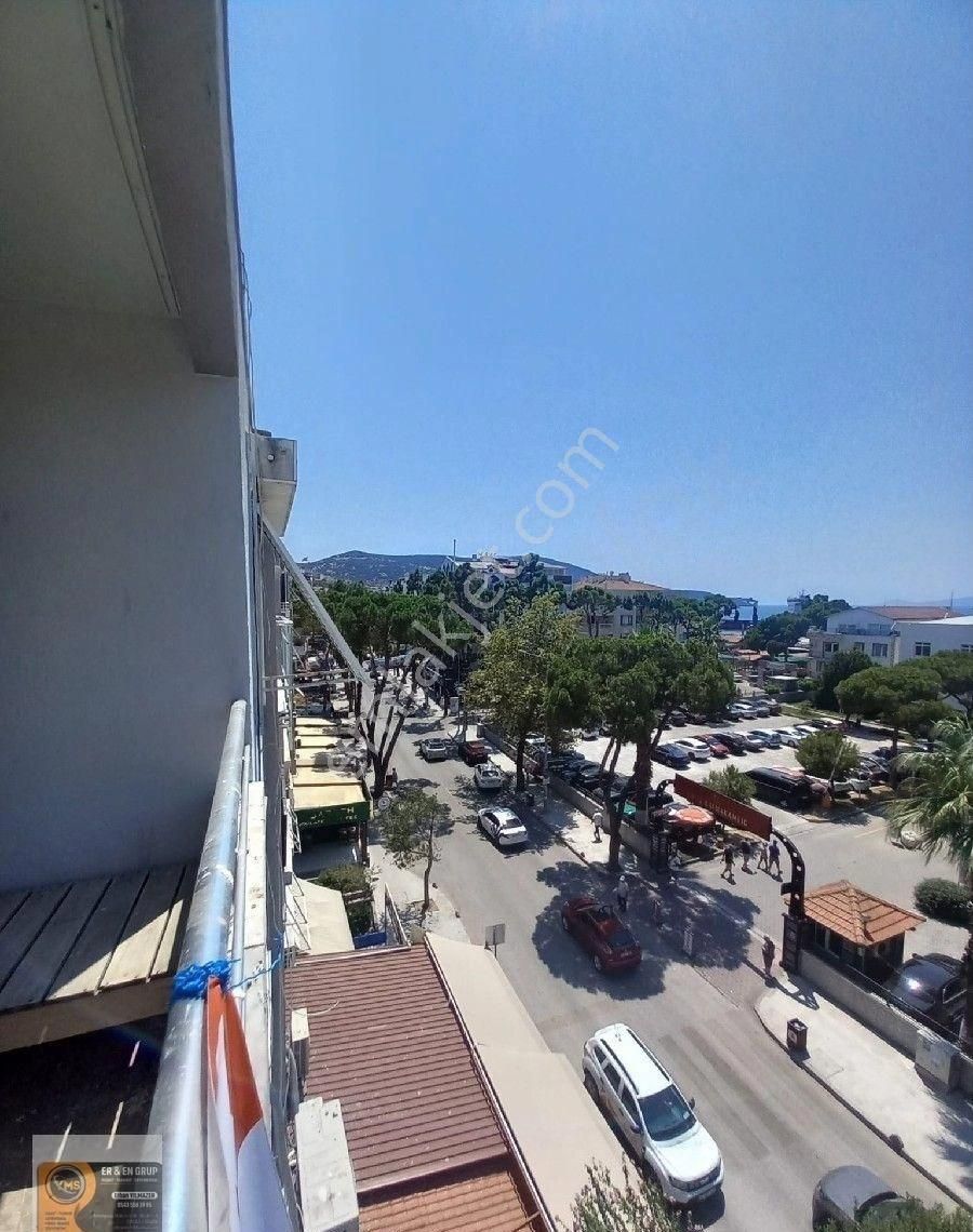 Dikili İsmetpaşa Mahallesi Merkez Ana Cadde Üzeri Kaymakamlık Karşısında Mutfak Ayrı 2+1 Satılık - Görsel 4