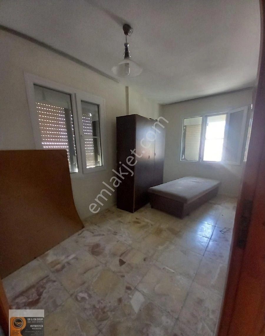 Dikili İsmetpaşa Mahallesi Merkez Ana Cadde Üzeri Kaymakamlık Karşısında Mutfak Ayrı 2+1 Satılık - Görsel 8