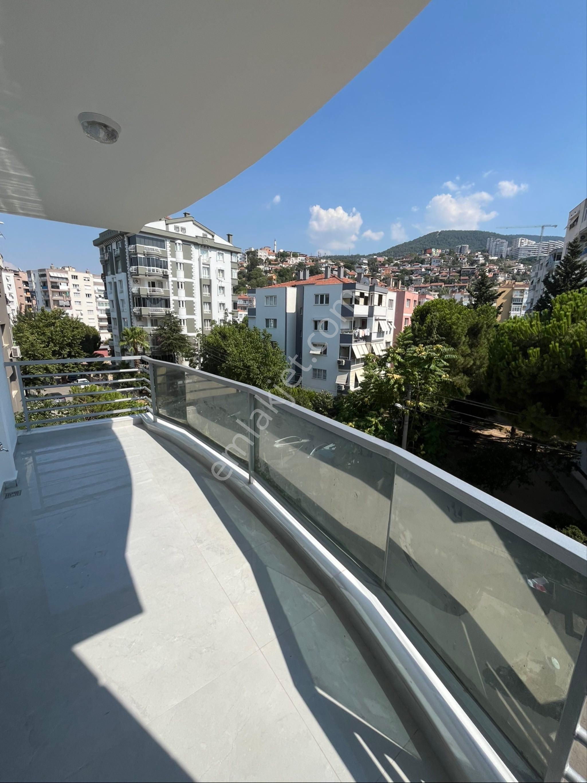 Ogün'den Çamtepe Mah. Genç Binada Arakat Full Yapılı Otoparklı Asansörlü Satılık Daire