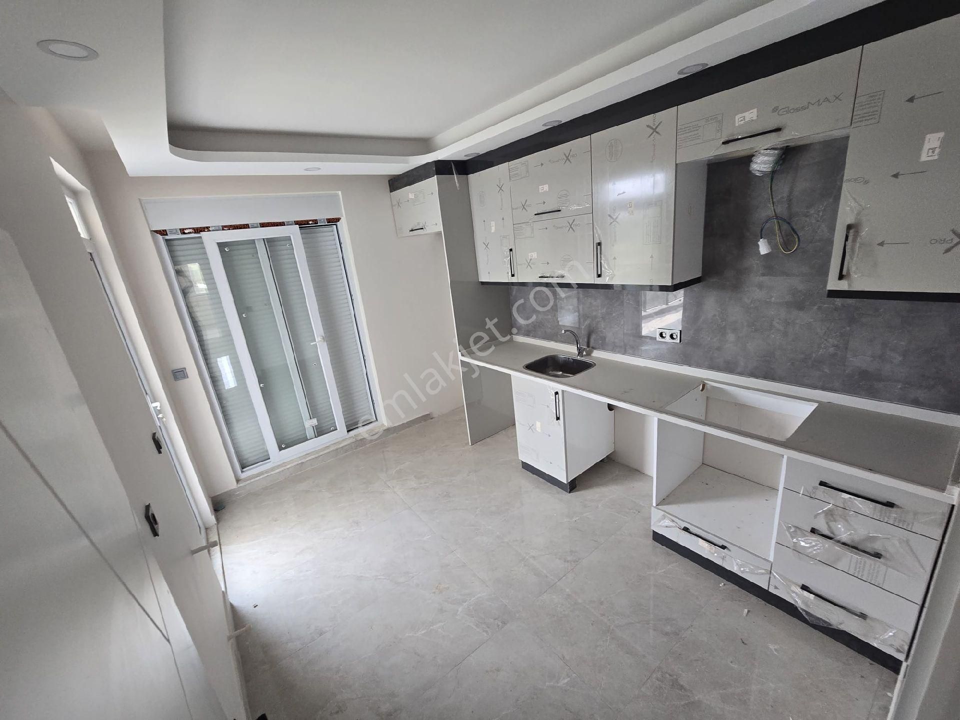 Golden Tree Satilik Varsak Ayanoğlu Mahallesi 3+1 Daire 145m2 /1kat Asansörlü