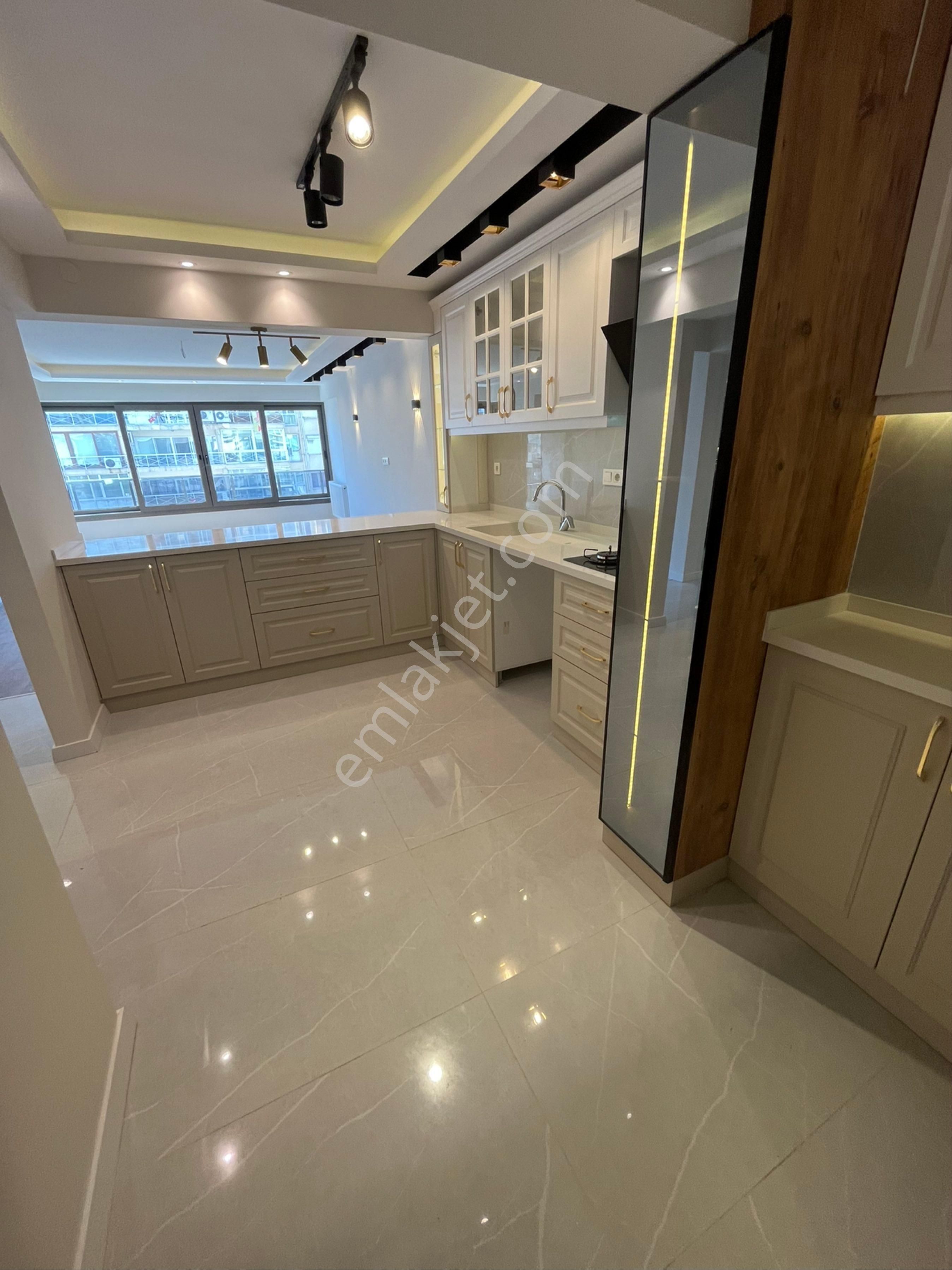 Ogün'den İnönü Cadde Üzerinde İstinye Park Yakını Arakat Full Yapılı Satılık Daire - Görsel 6