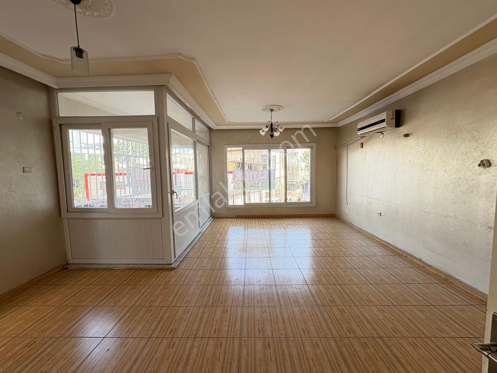 Prestij'den Mesudiye'de Asansörlü Cadde Üzeri Geniş 3+1 Daire