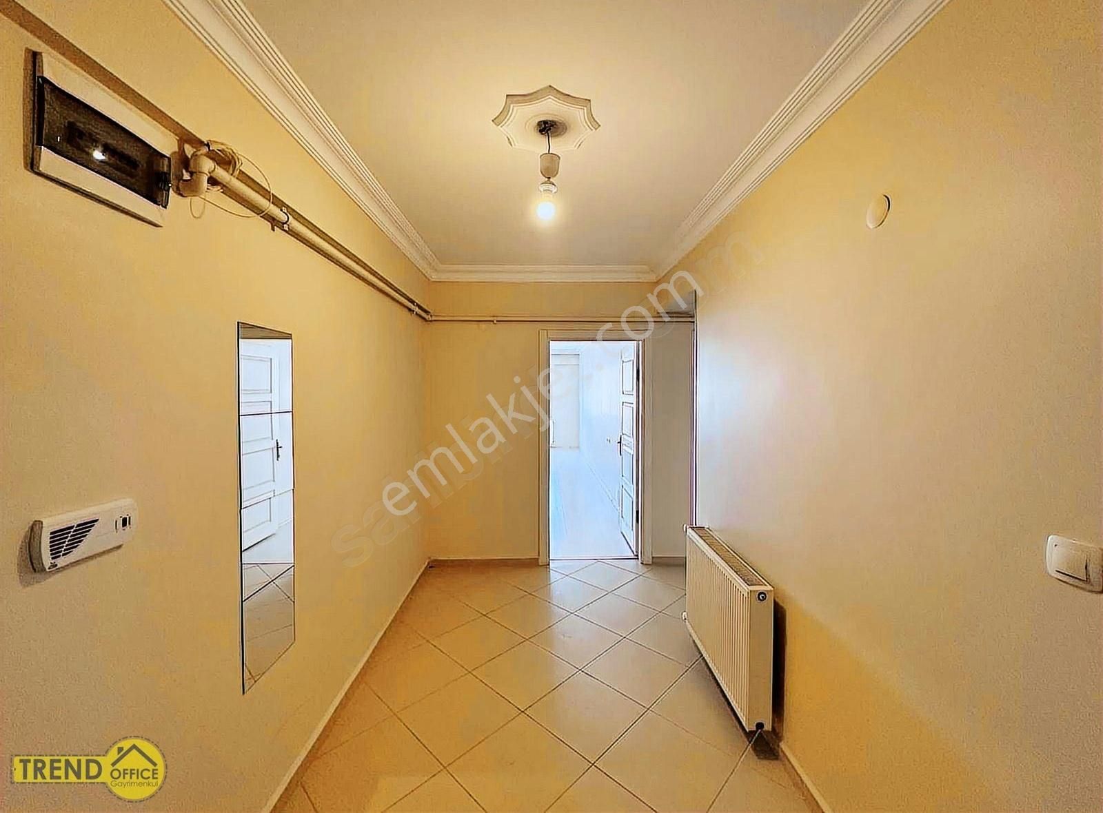 Adnan Menderes Korupark Üzeri Kiralık 2+1 Geniş Daire