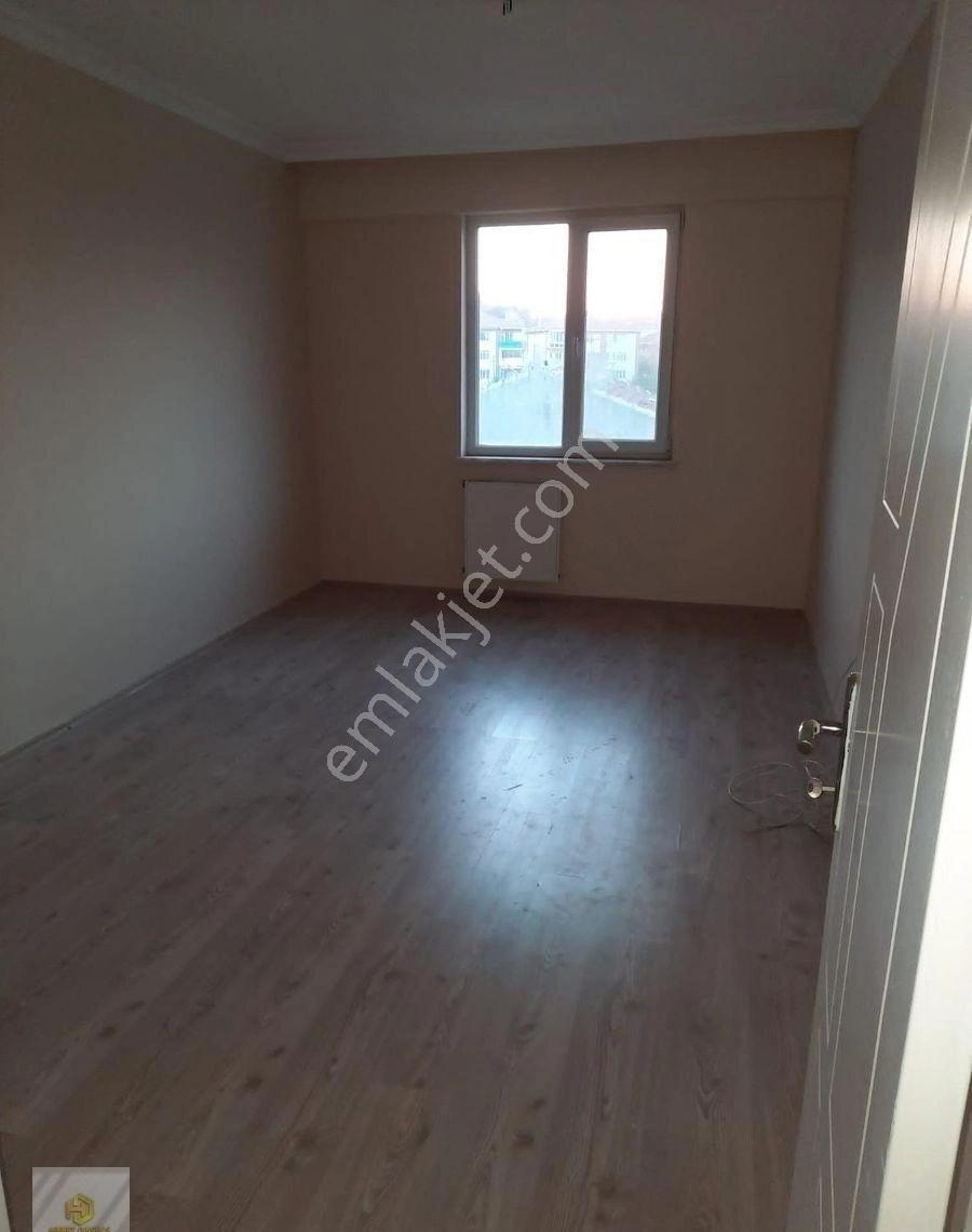 Yeşiltepe Mahallesinde Alınca Caddesi Yakını Satılık 3+1 Daire - Görsel 9