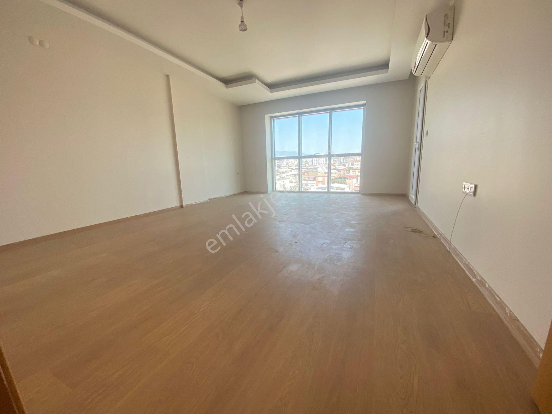 Acill Buca Yenigün Mah.de 3+1 140m2 Dgazlı Asansörlü Site İçi Satılık Daire