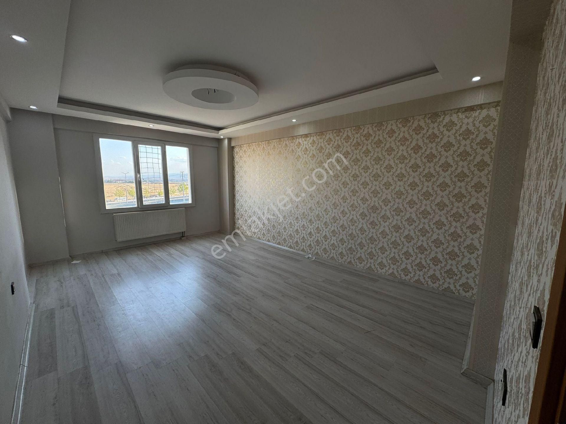 Bağcılar Siverek Caddesinde 3+1 Lüks Daire
