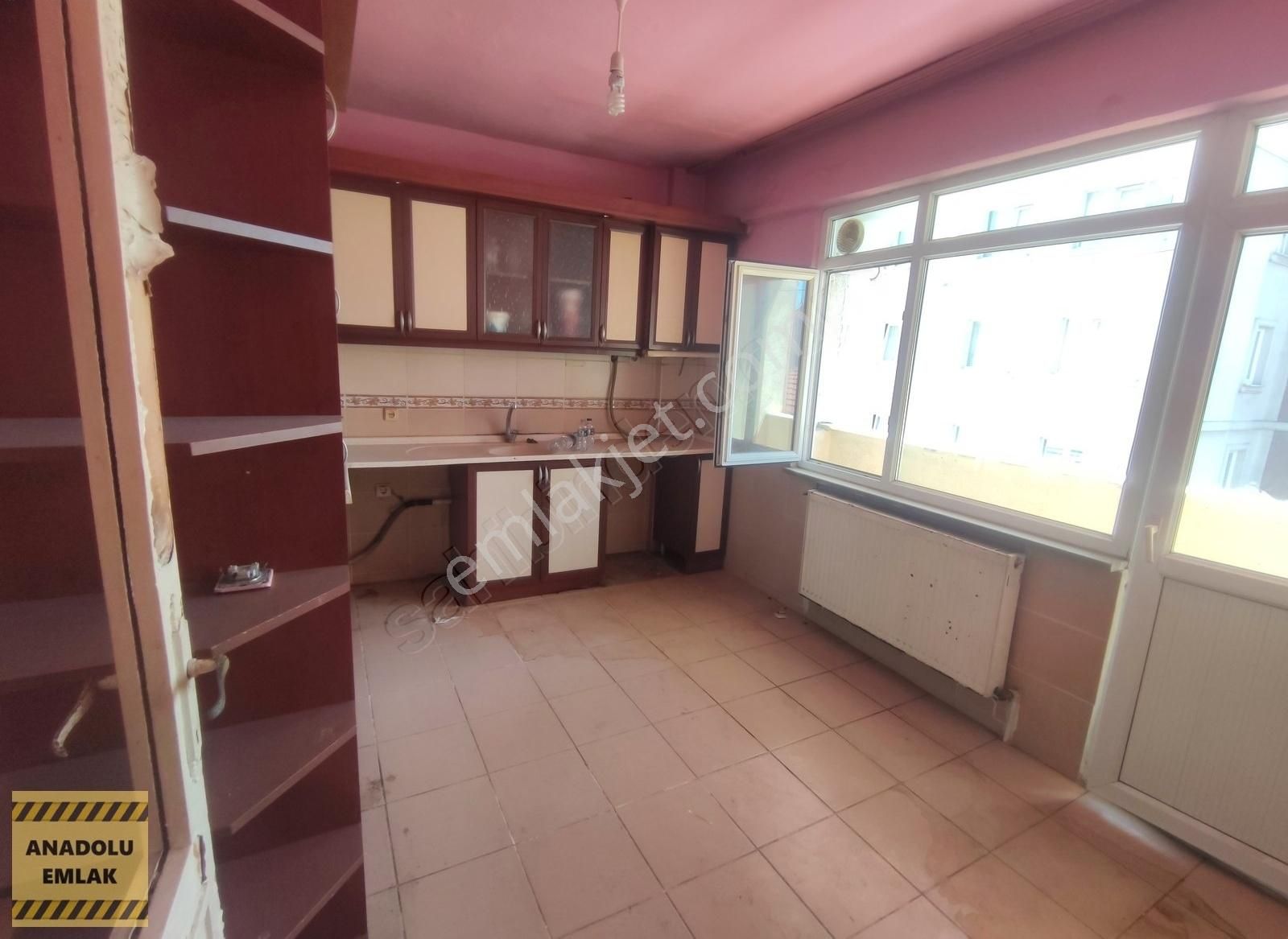 Yıldıztepede Satılık 3+1 3.kat Daire 110 M2