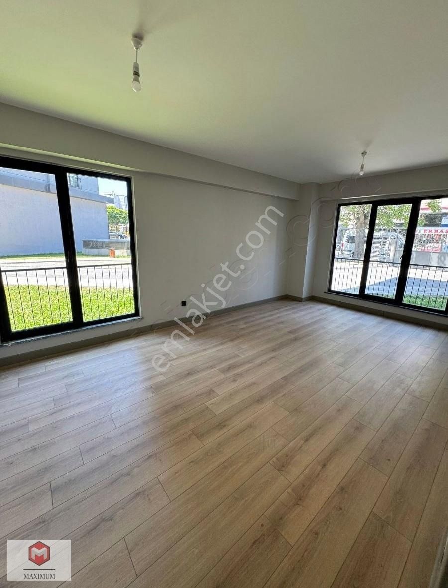 Zeytinburnu Meydan Rezerv Konutlarında Kiralık Sıfır 2+1 Daire