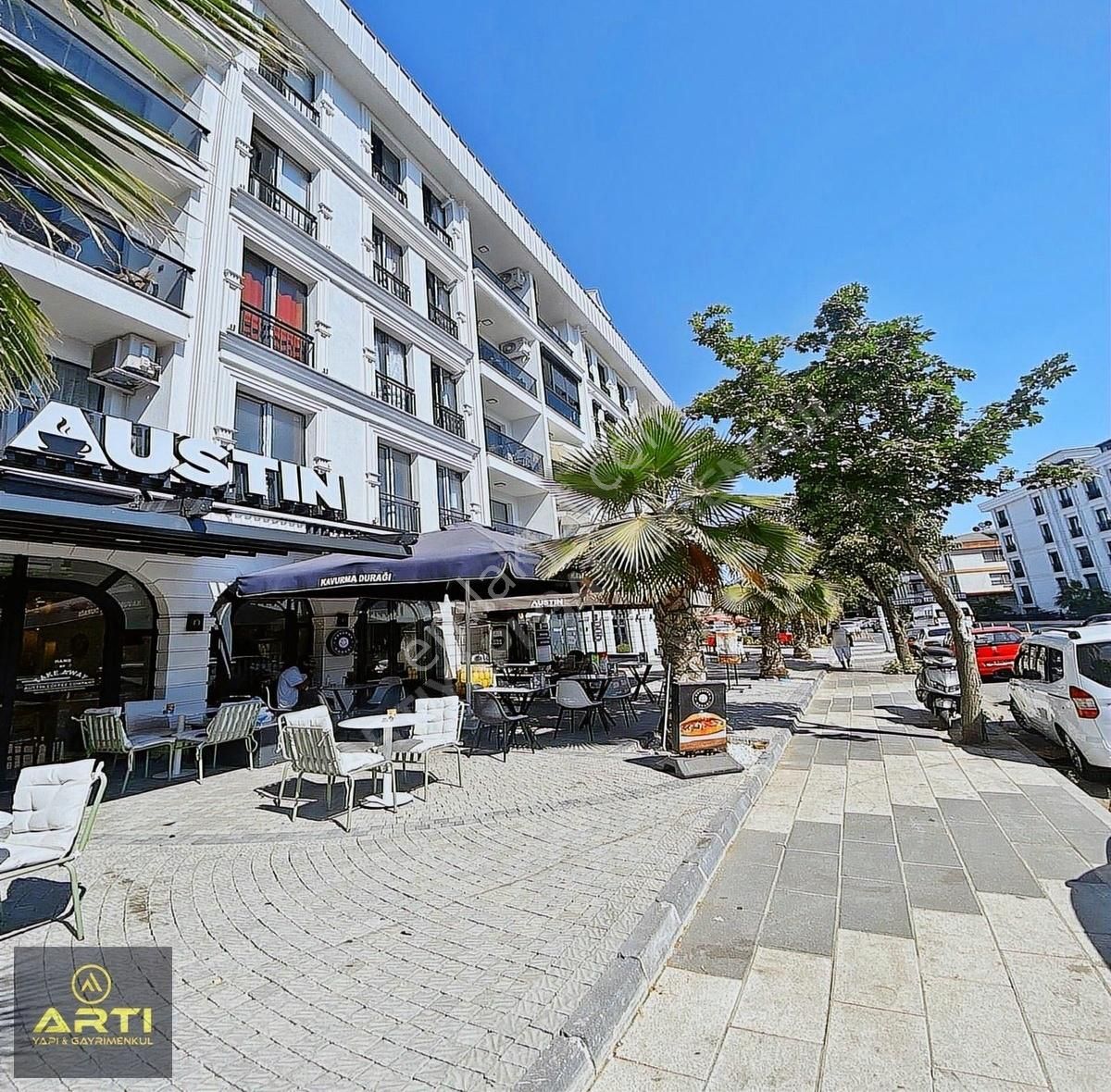 Büyükçekmece Sahil De Butik Site İçerisinde 2+1 Satılık Daire !!