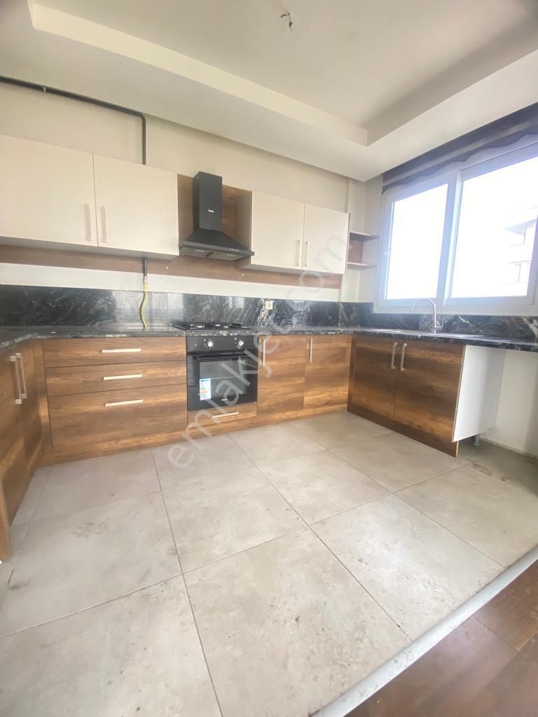 100.yıl'da Sosyal Donatılı Sitede 3+1 Satılık Daire