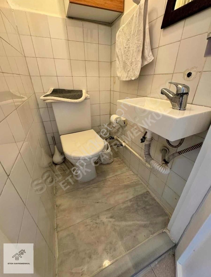 Etok'dan Full Eşyalı Daire Cadde Üzerinde M.köy 5 Dakika Klimalı