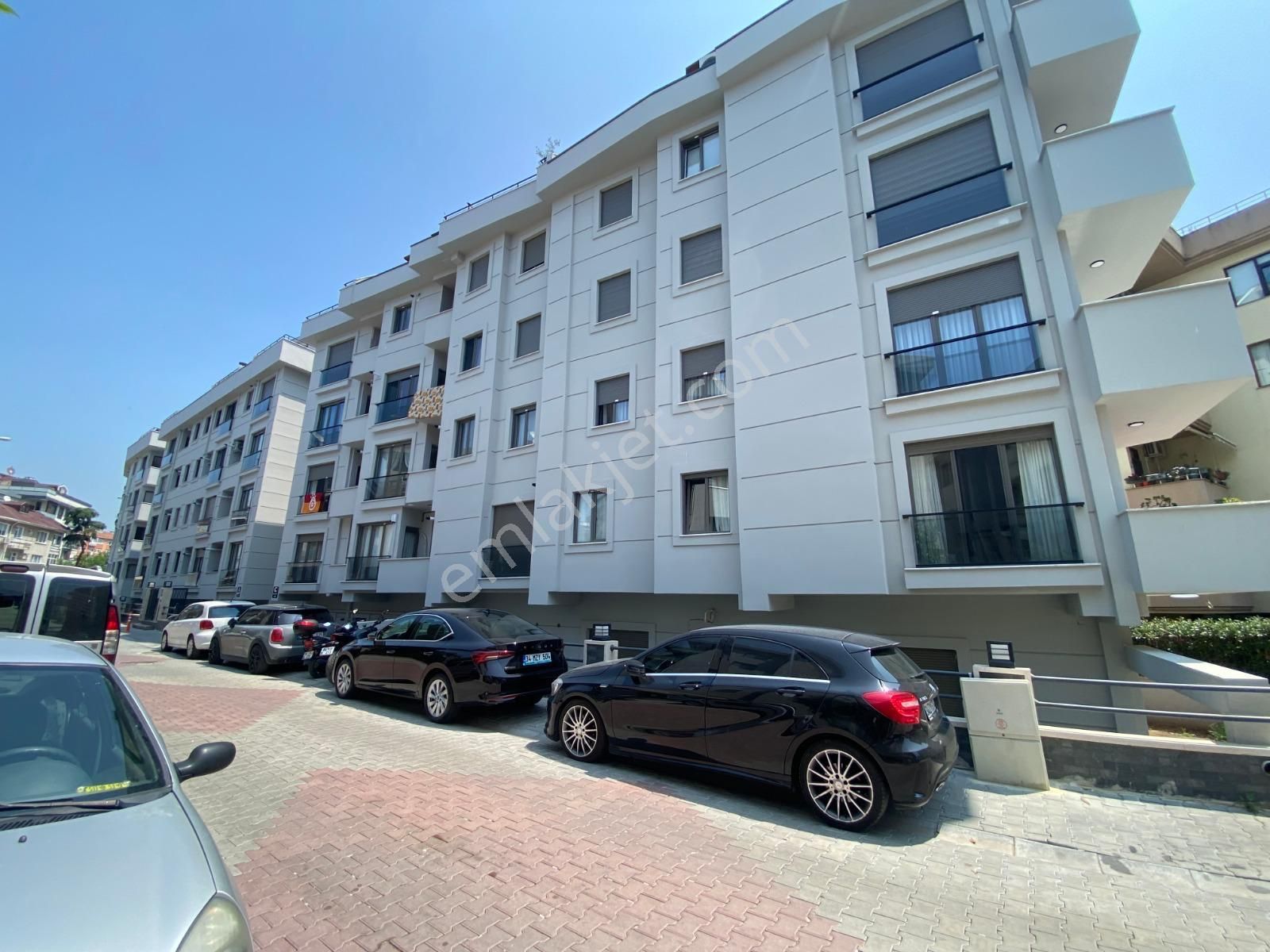 ▃artemin▃küçükyalı Villalar Bölgesinde Ön Köşe 95m² Lüks 2+1!