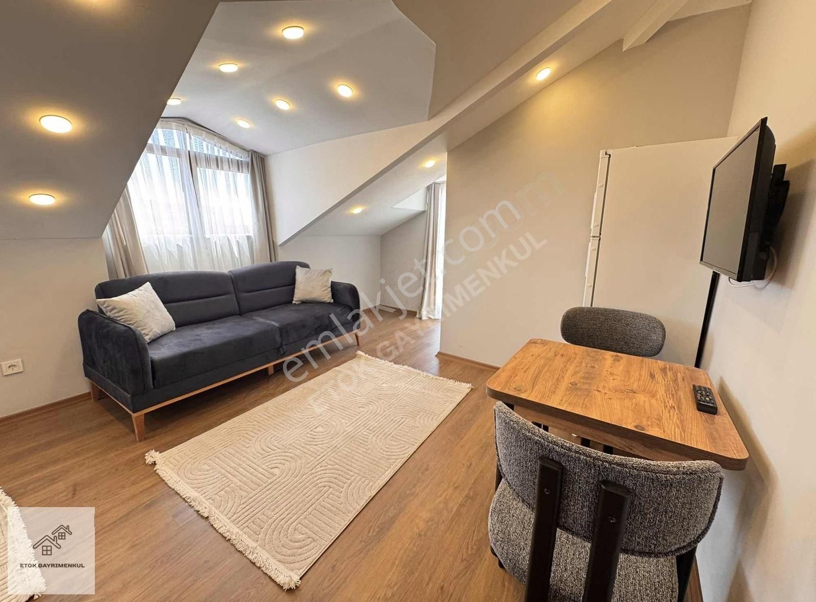 Etok'dan 1+1 Sıfır Lux Eşyalı Caddeye Paraleli Teraslı Daire