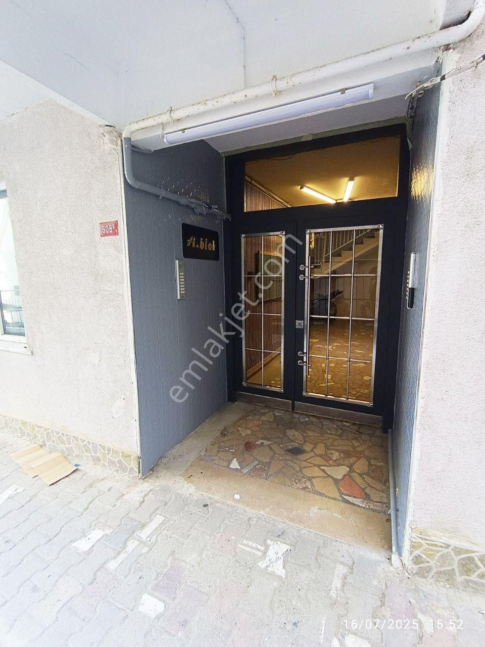 Büyükçekmece Kumburgaz Satılık 2+1 Deniz Kenarında Ferah Daire 2+1 İskanlı Asansörlü - Görsel 21