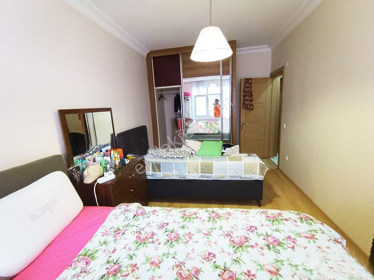 Büyükçekmece Kumburgaz Satılık 2+1 Deniz Kenarında Ferah Daire 2+1 İskanlı Asansörlü - Görsel 9