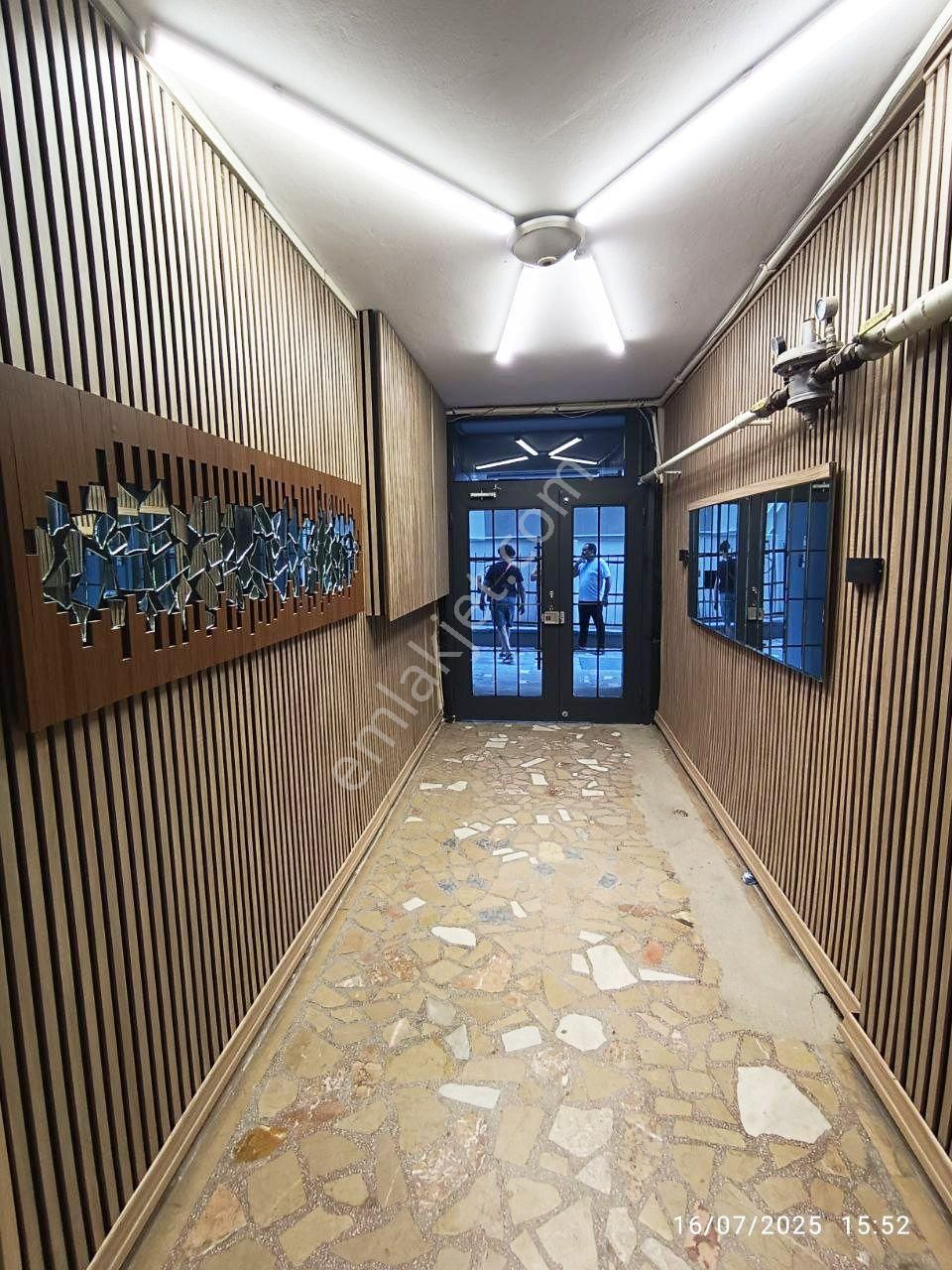 Büyükçekmece Kumburgaz Satılık 2+1 Deniz Kenarında Ferah Daire 2+1 İskanlı Asansörlü - Görsel 19
