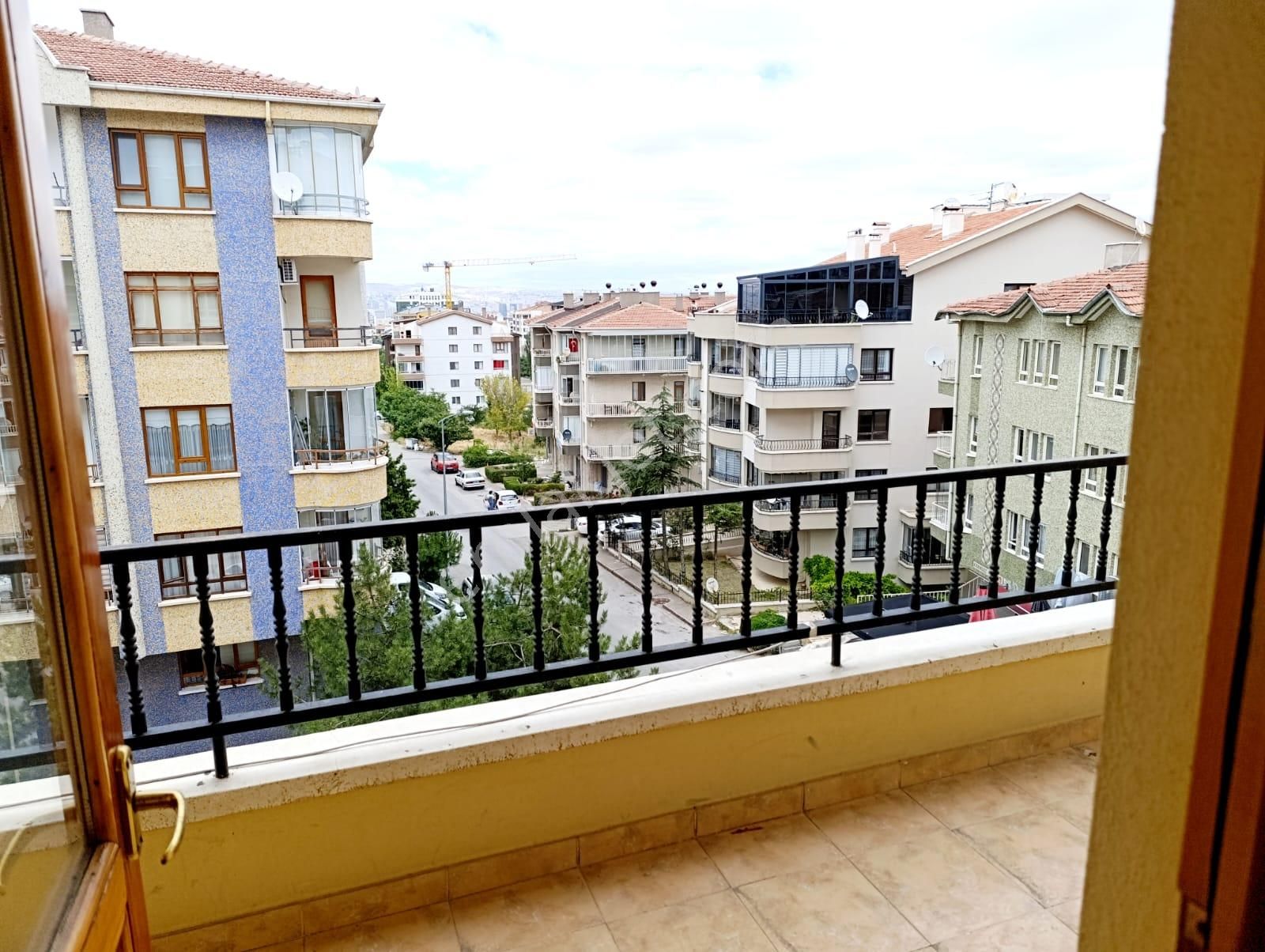 Çankaya Balgat-cevizlidere Cad.ara Kat Asansörlü Satılık Daire
