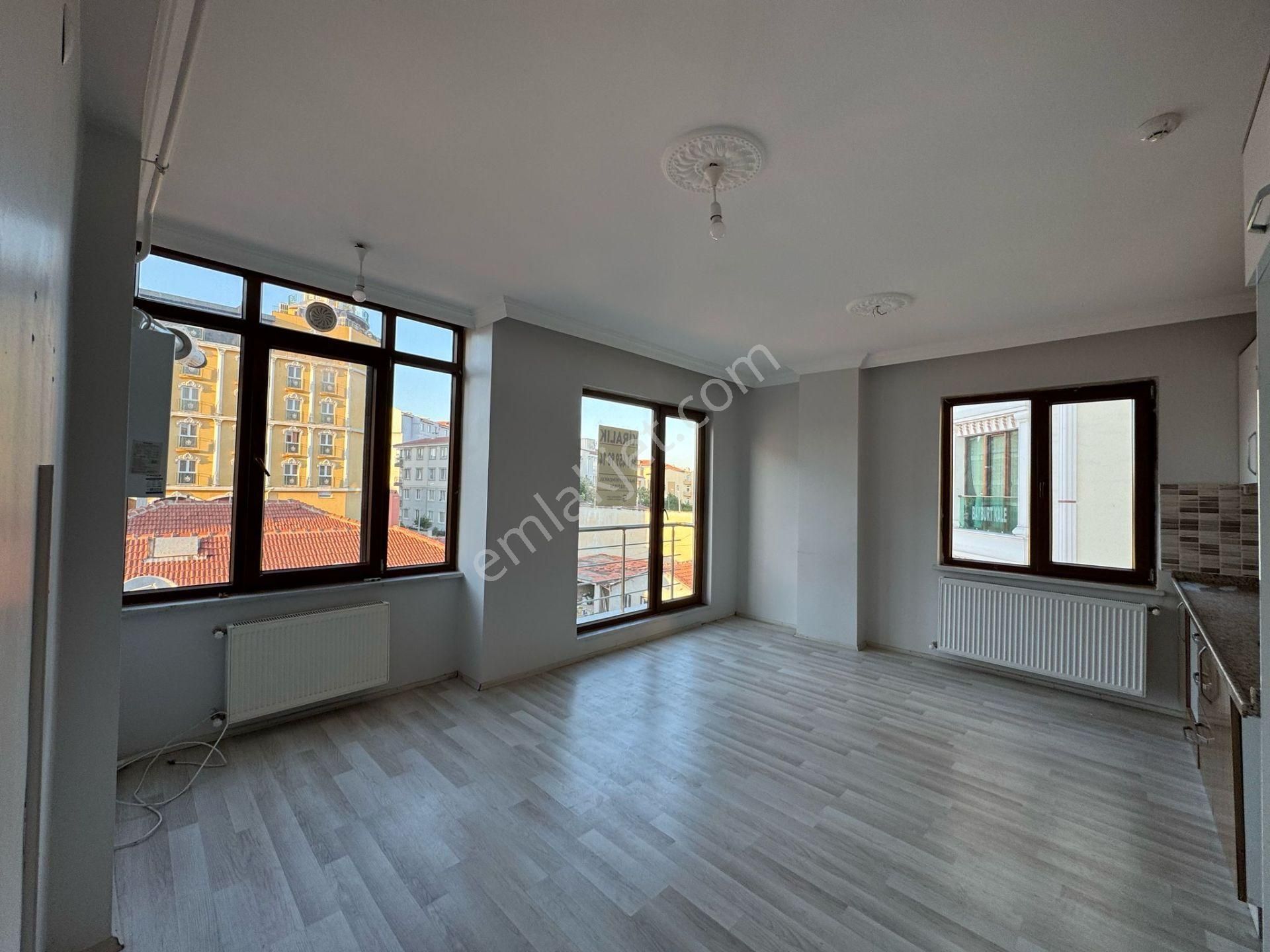 Pınar Mahallesi Cadde Üzeri Kiralık 2+1 Amerikan Mutfaklı Daire