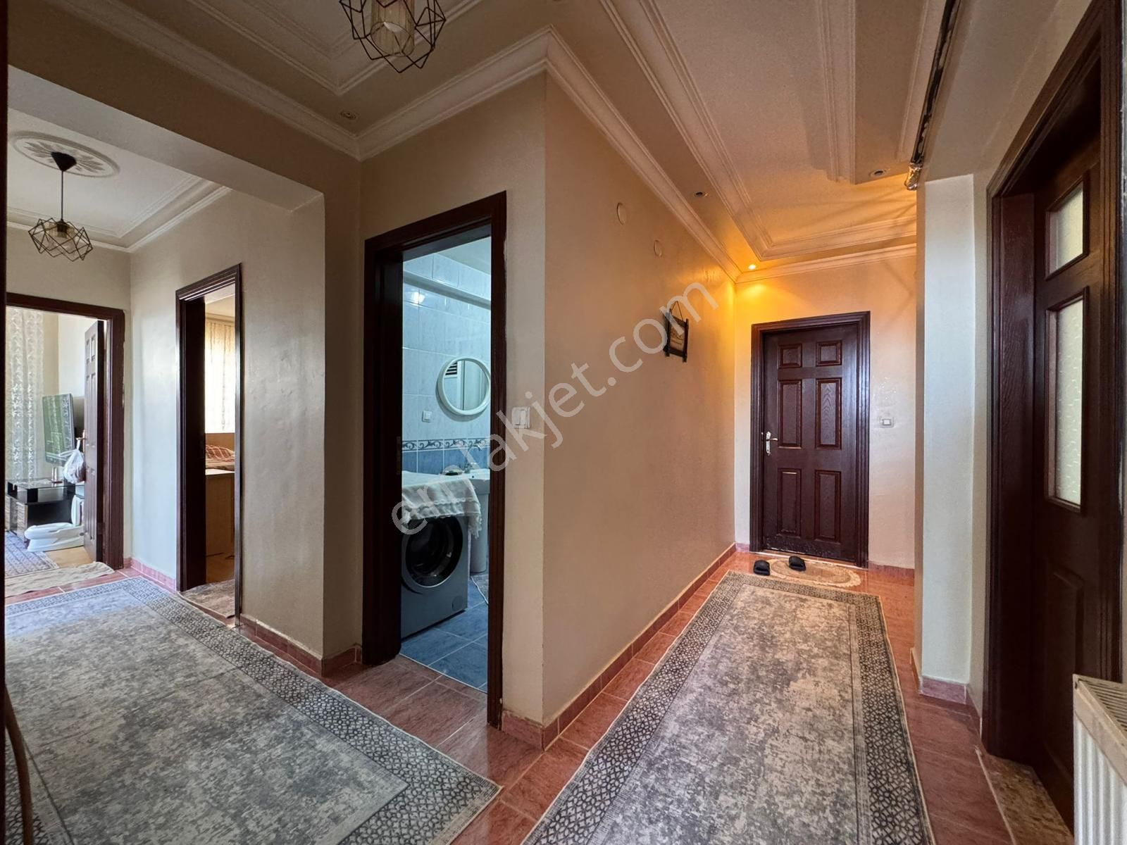 Ascelik"den" Uyanış Mah. Cadde Üzerinde Asansörlü Ankara Manzarali 3+1 Daire !!