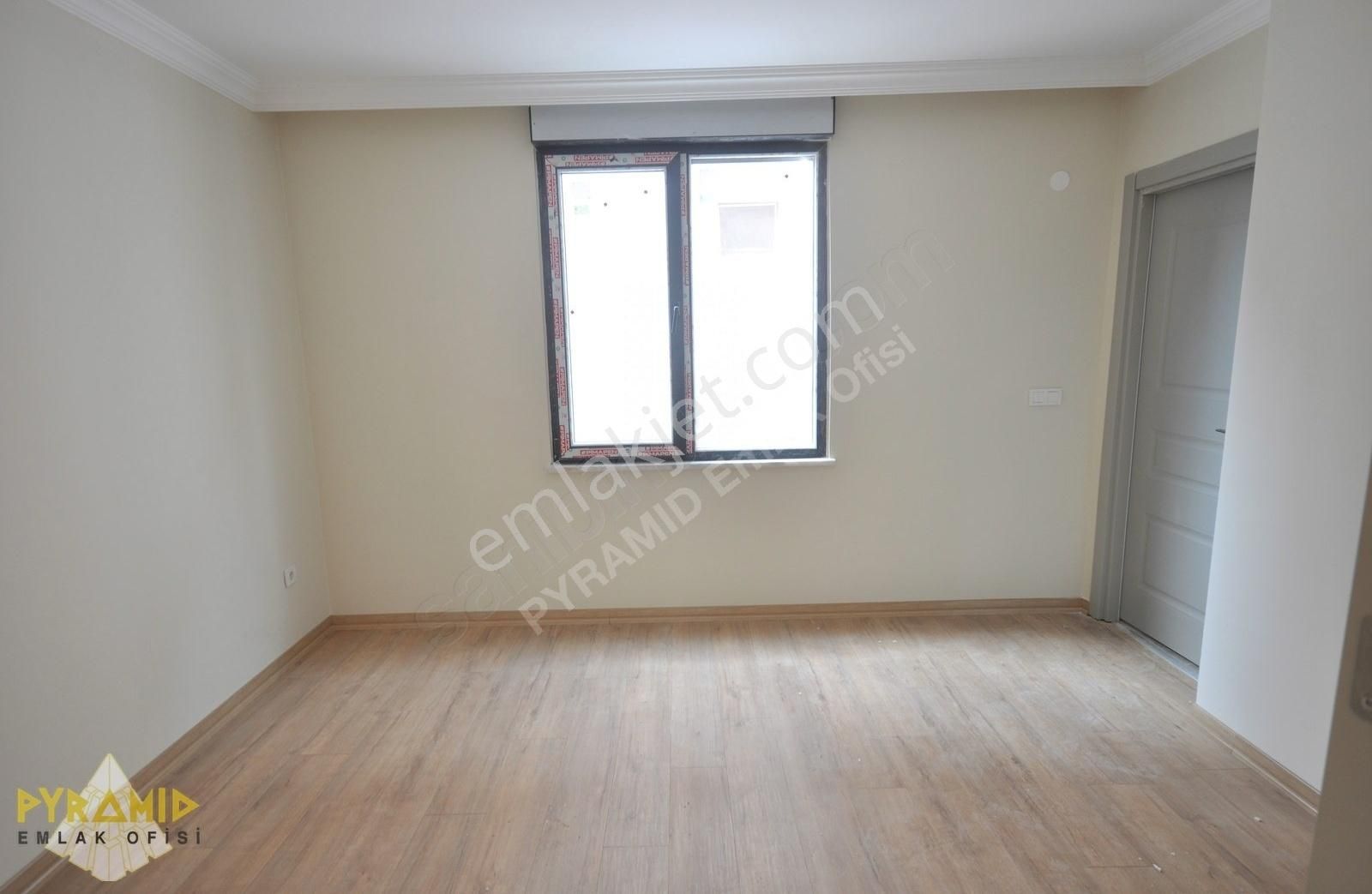 Pyramıd'den Bahçelievler Kadir Has Arkası Sıfır 3+1 Lüx Daire - Görsel 16