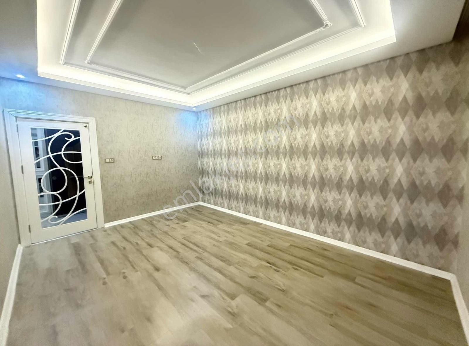 Beymahall Fıstıklık Cadde Üzeri 3,5+1 Satılık Ara Kat Daireler - Görsel 7