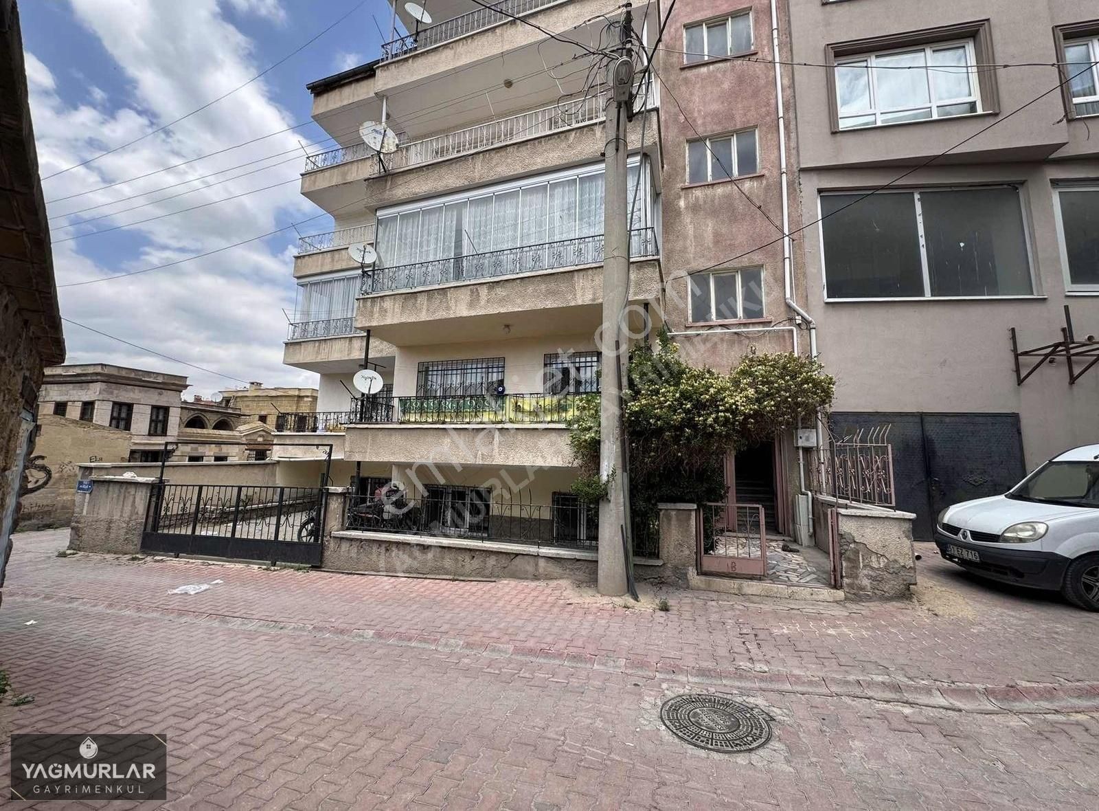 Yağmurlar'dan Kale Mah. 3+1 Kombili Zemin Kat Satılık Daire !!!